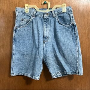 VTG Wrangler 60601SW Men's Med Blue Wash All Cotton Denim Shorts Size 34